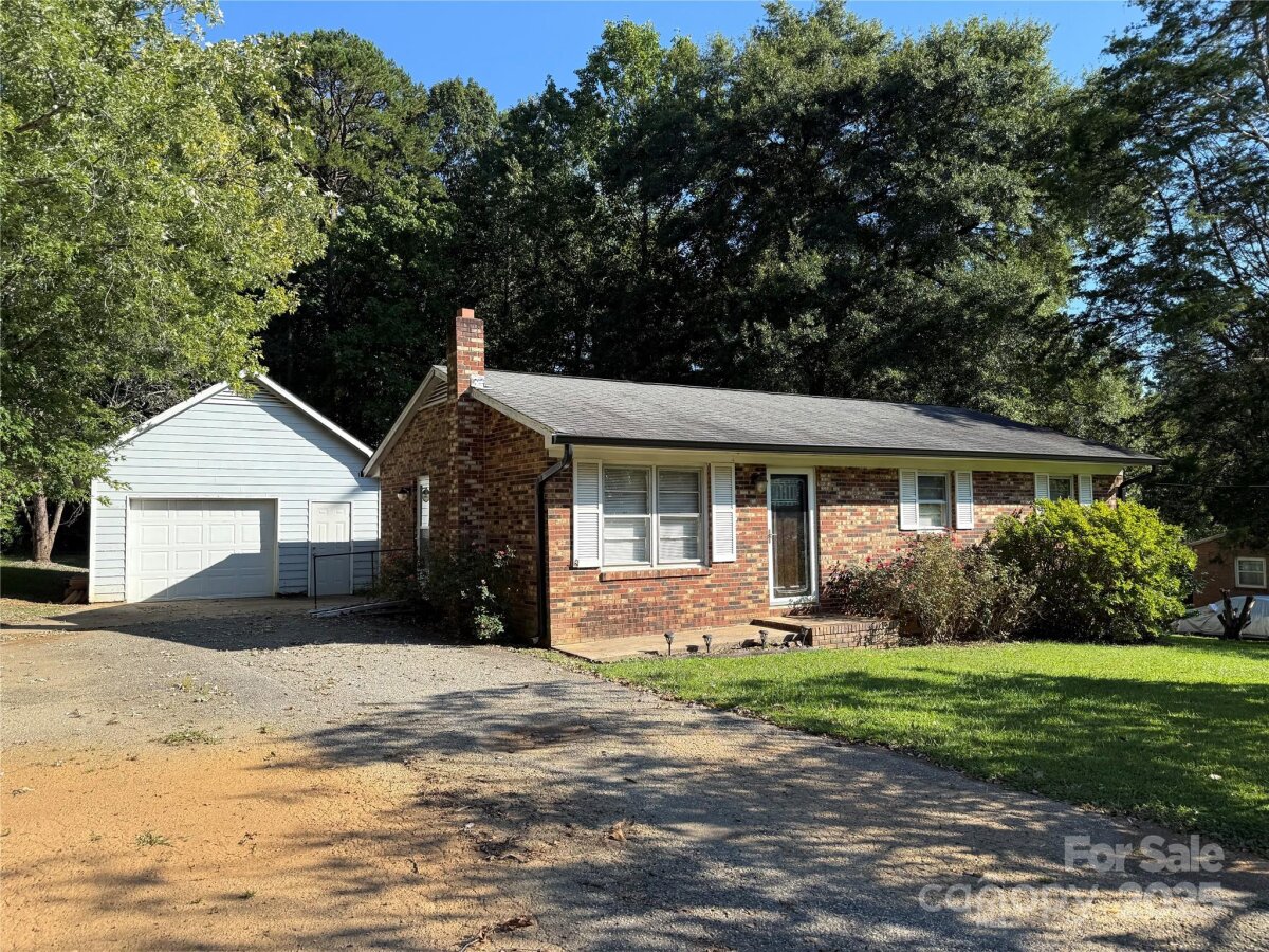105 Smith Lane, Mount Holly, NC 28120, MLS # 4305235