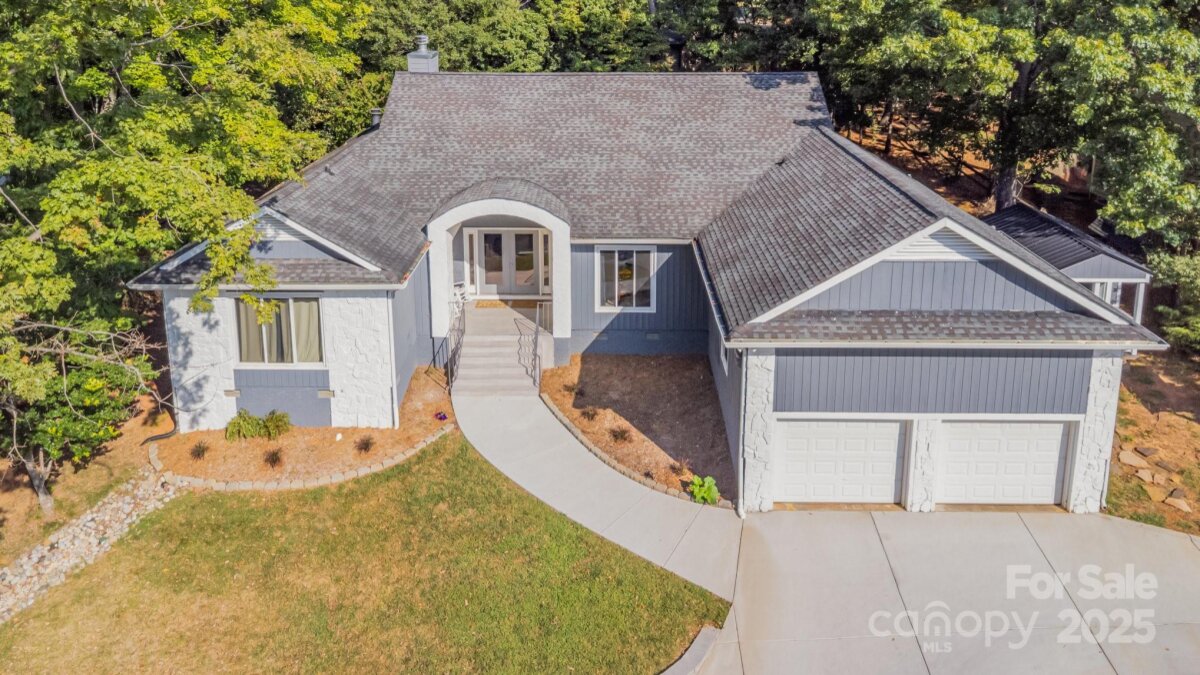 7042 Chelsea Day Lane, Tega Cay, SC 29708, MLS # 4305331