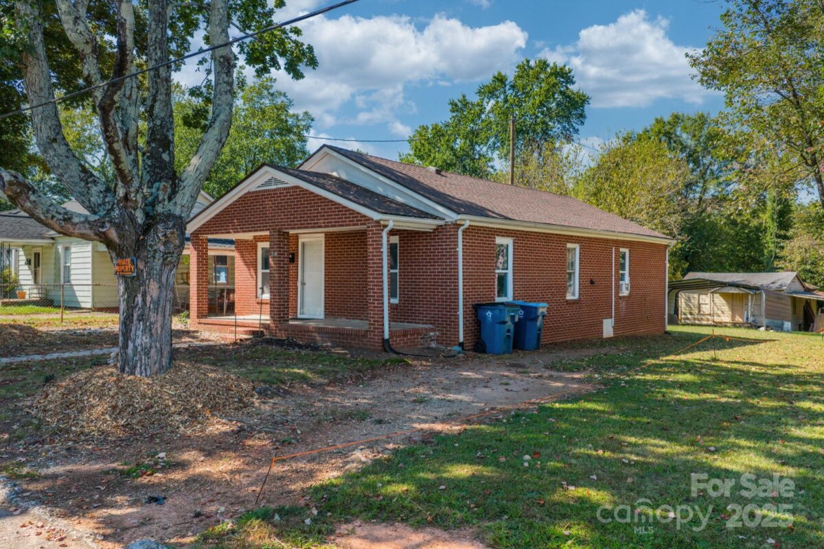 728 21st Street, Hickory, NC 28602, MLS # 4305402