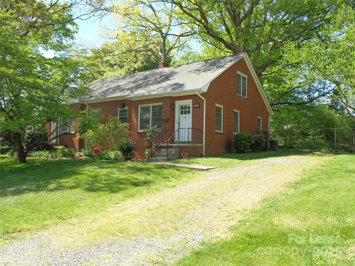 803 Wood Street, Statesville, NC 28677, MLS # 4305417