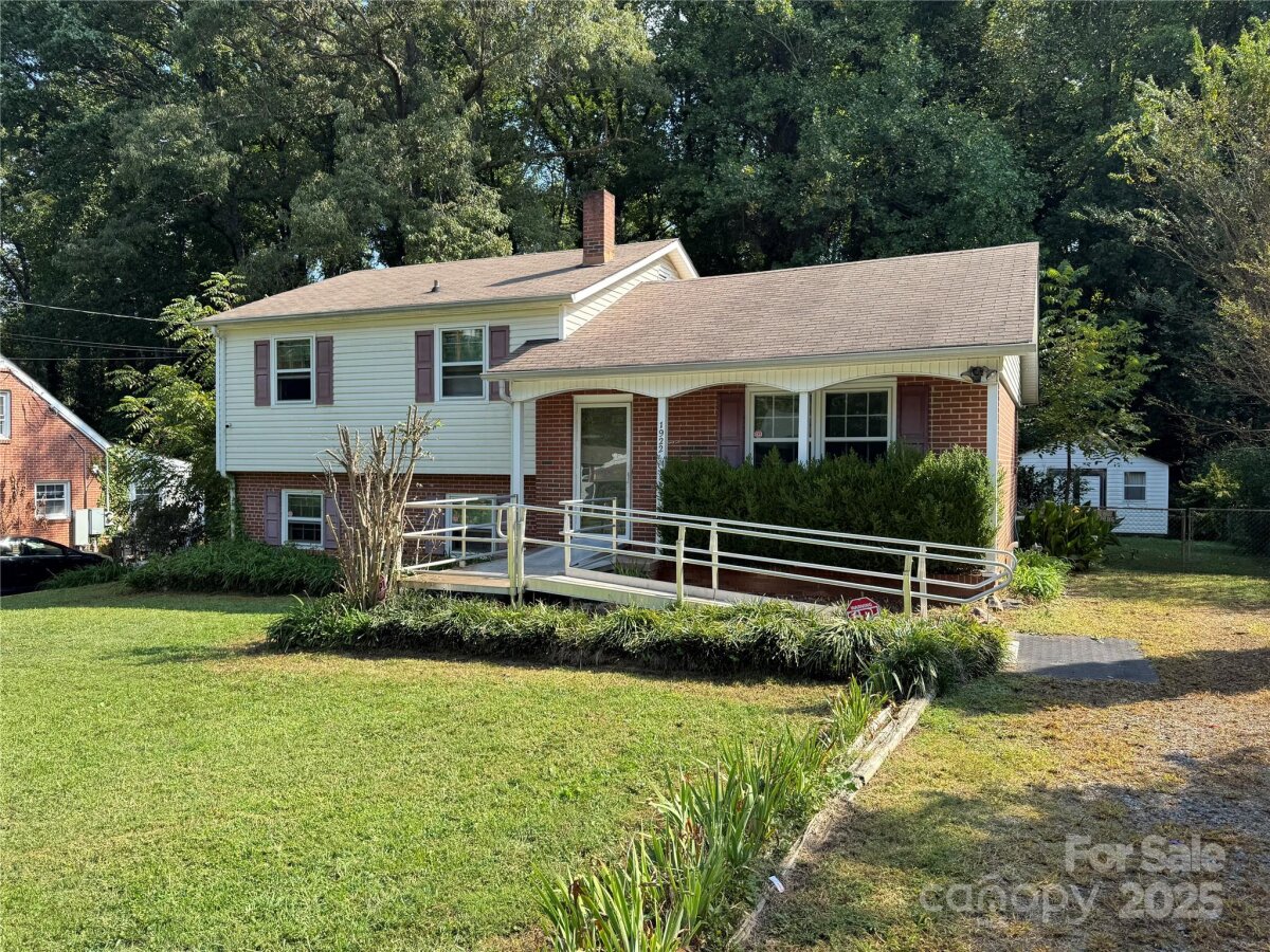 1922 Elmwood Drive, Gastonia, NC 28054, MLS # 4305973