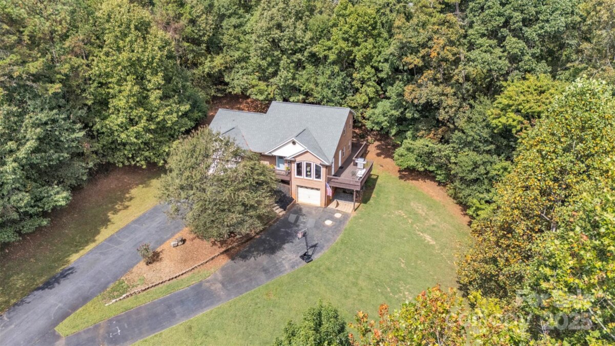 86 Sharon Valley Drive, Hickory, NC 28601, MLS # 4306457