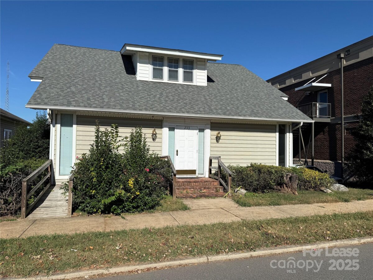 233 Davie Avenue, Statesville, NC 28677, MLS # 4306732