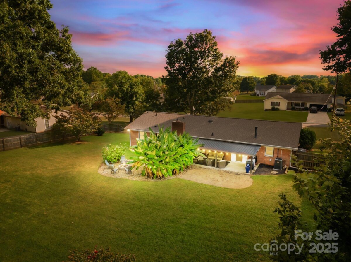 2925 Eastway Drive, Statesville, NC 28625, MLS # 4306978