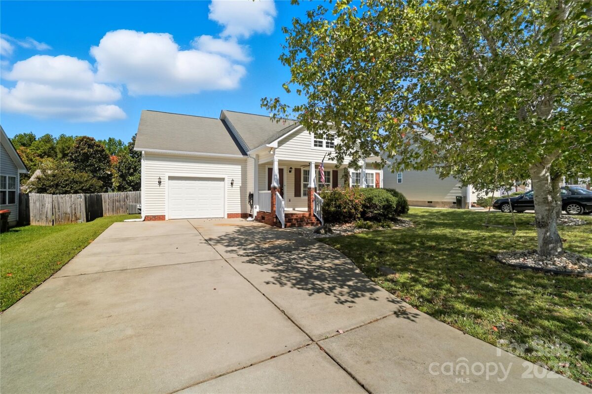5022 Drake Pond Lane, Rock Hill, SC 29732, MLS # 4307165
