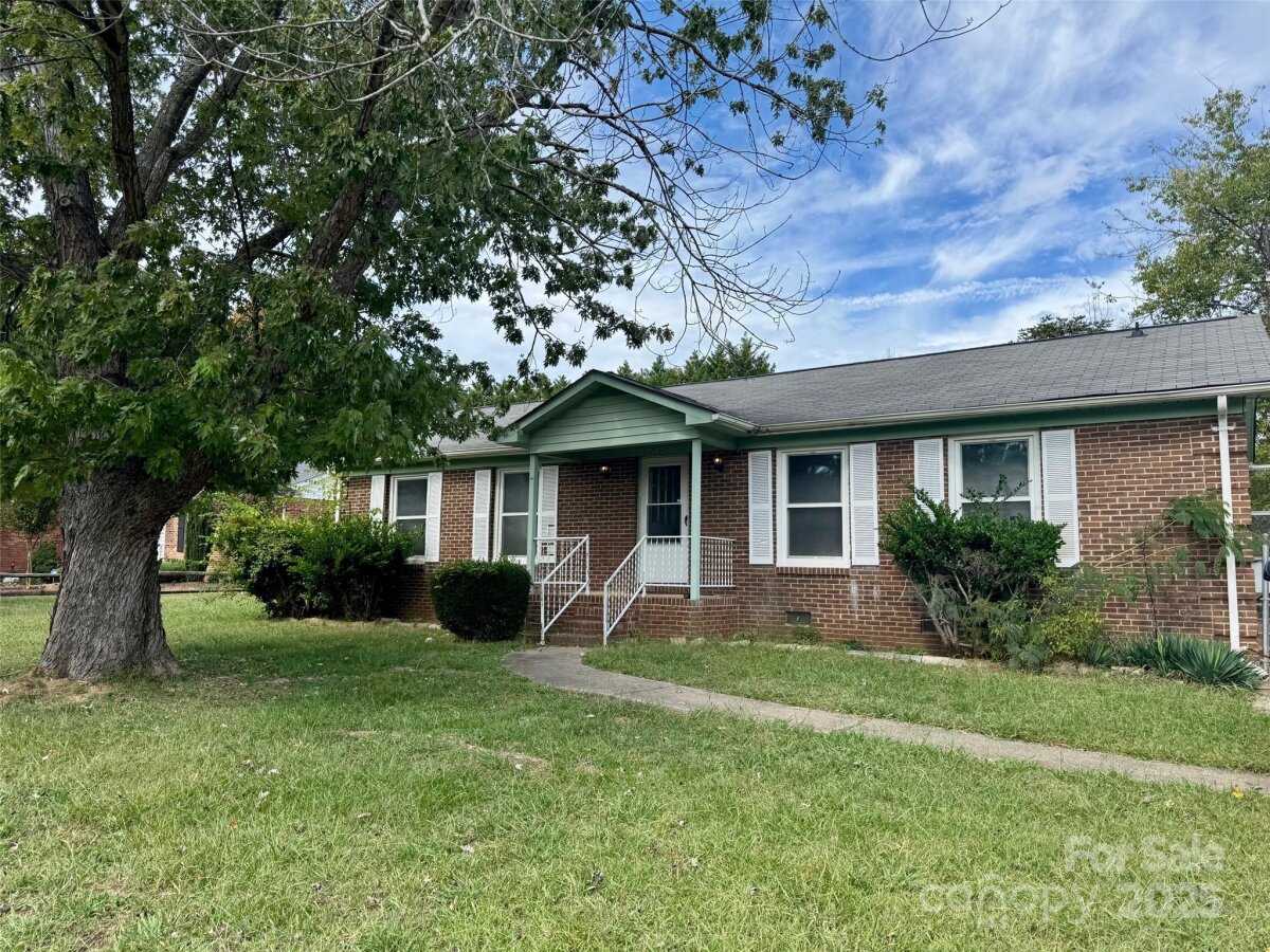 2042 Longdale Drive, Charlotte, NC 28217, MLS # 4307217