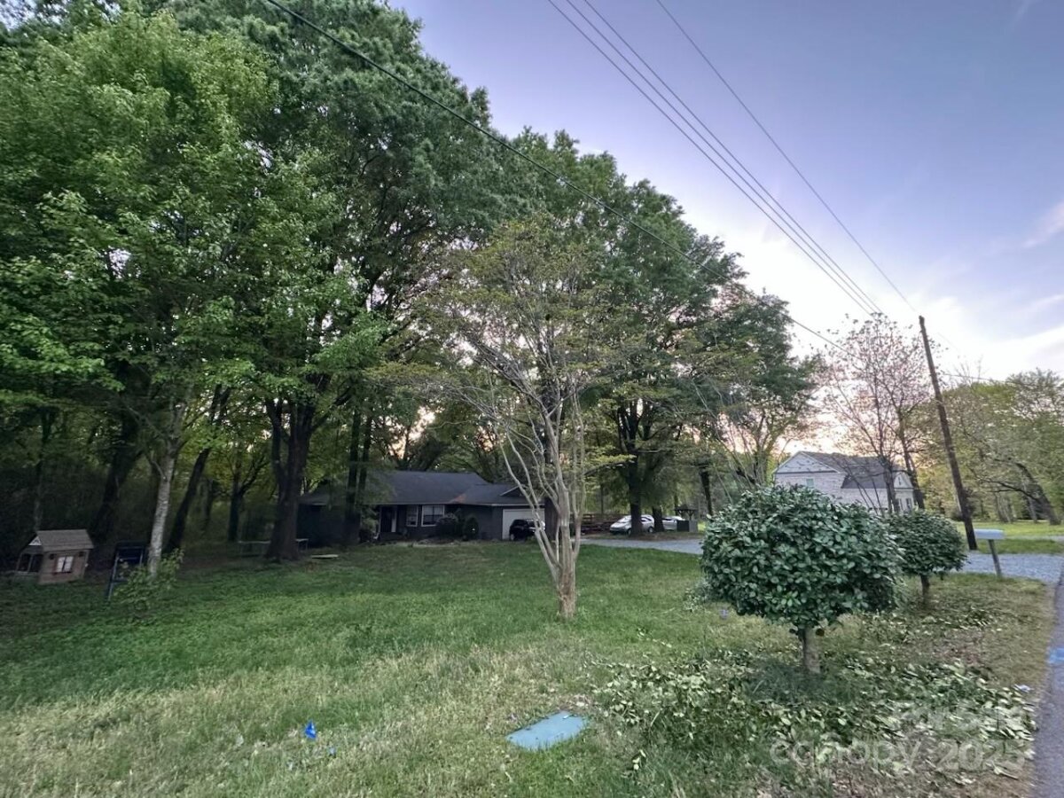 11501 Abernathy Road, Charlotte, NC 28216, MLS # 4307305