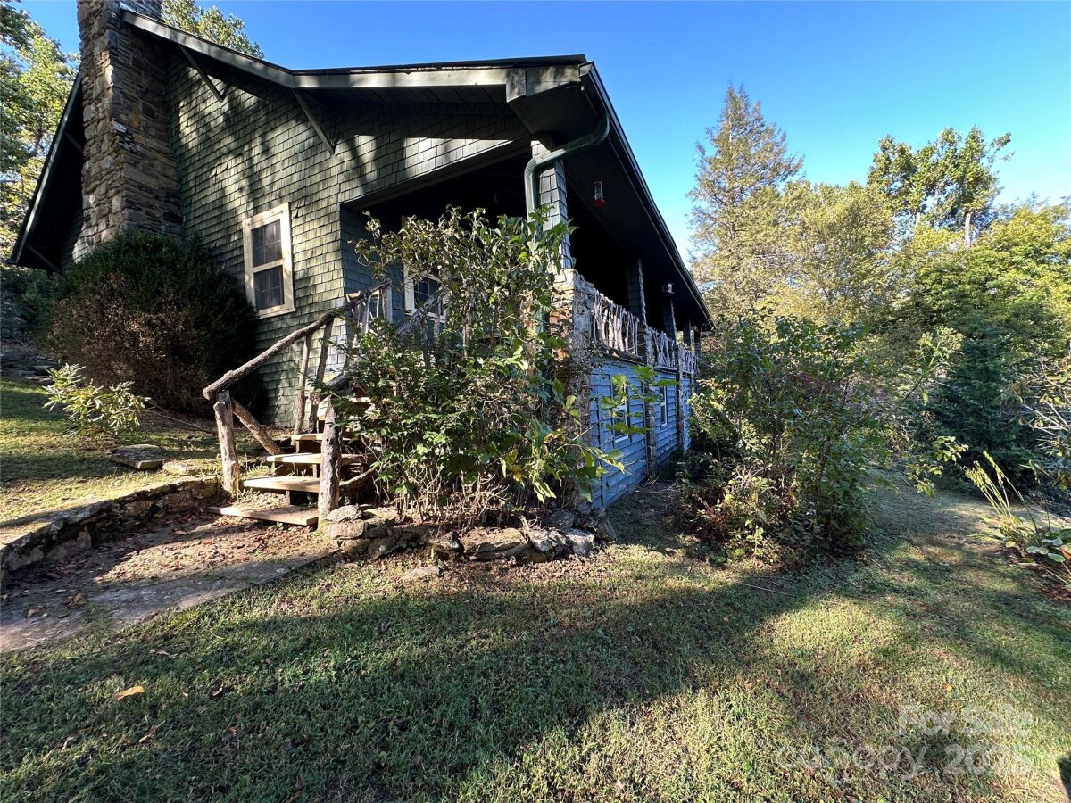 16 Osborn Knob Road, Little Switzerland, NC 28749, MLS # 4307490