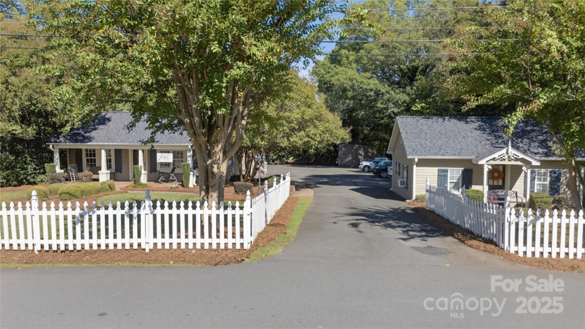 19428 Zion Avenue, Cornelius, NC 28031, MLS # 4308256