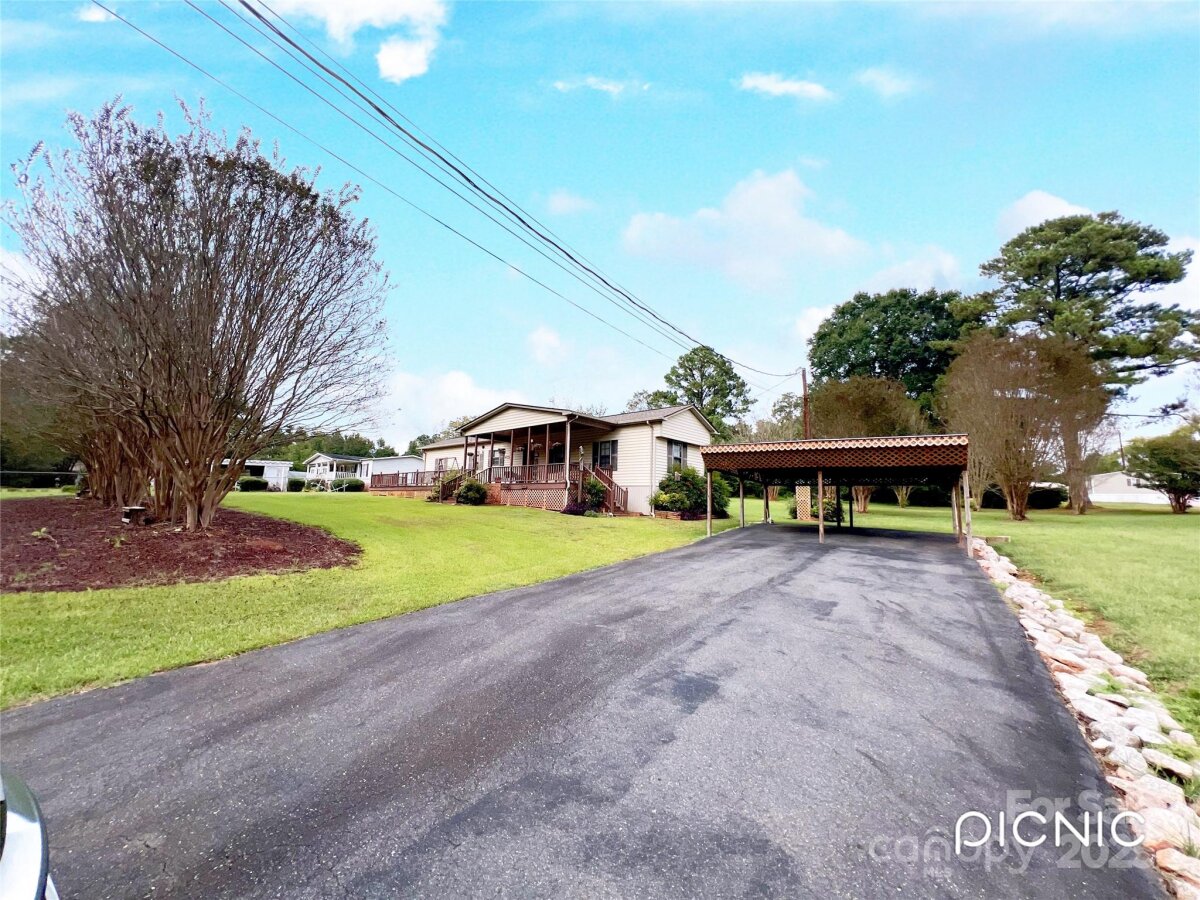 572 Mosteller Drive, Lancaster, SC 29720, MLS # 4308291