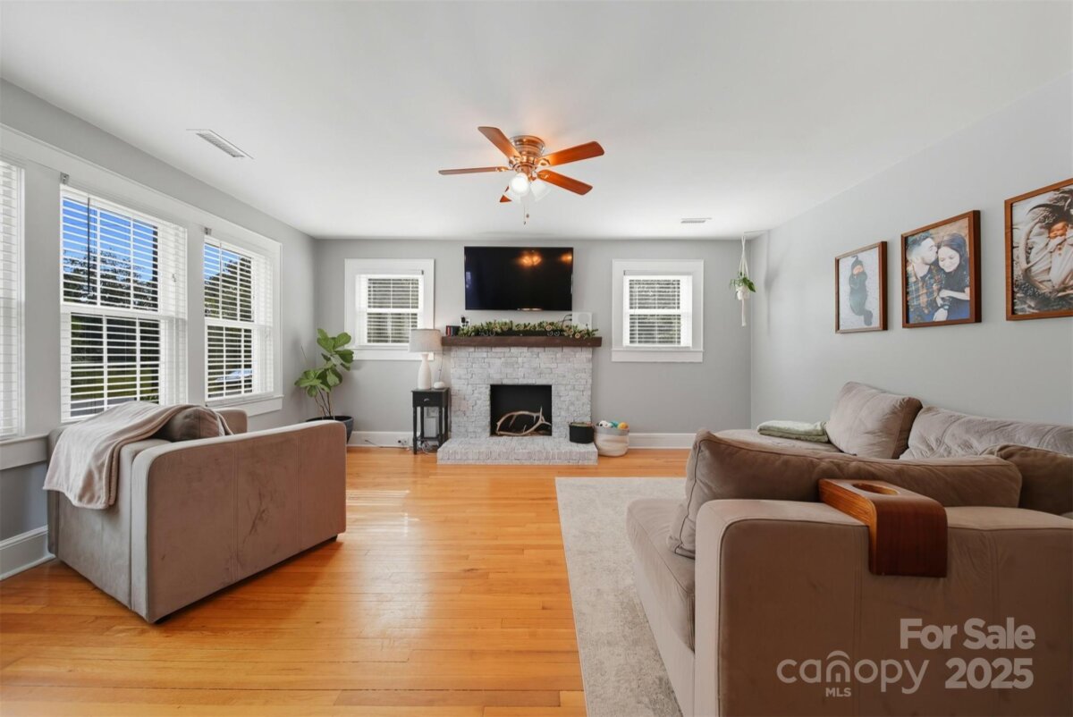 116 Huss Avenue, Hudson, NC 28638, MLS # 4308546