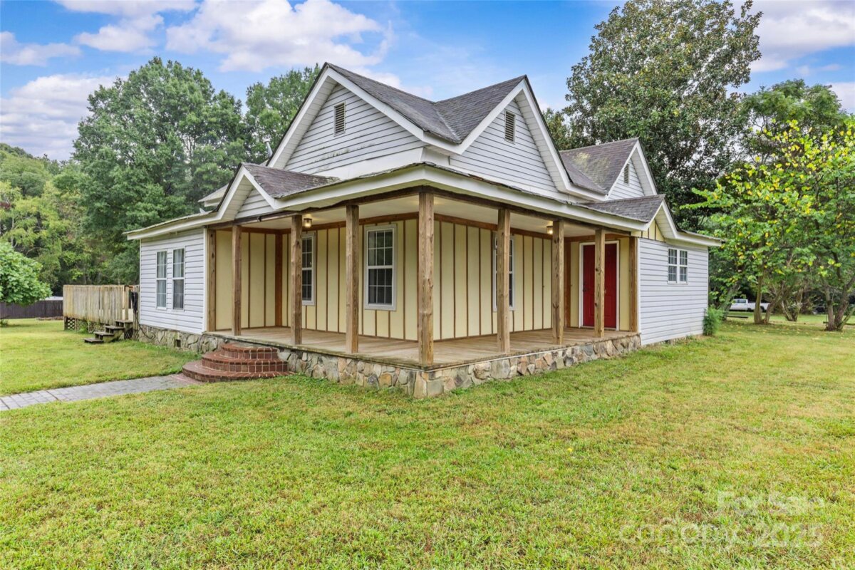 3824 Matthews Mint Hill Road, Matthews, NC 28105, MLS # 4308589