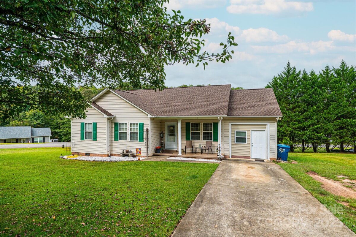 1324 39th Street, Hickory, NC 28602, MLS # 4309286