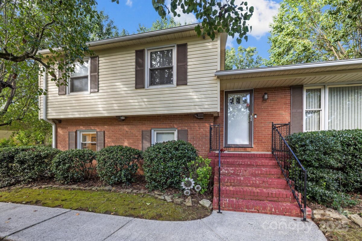 7300 Starvalley Drive, Charlotte, NC 28210, MLS # 4309299