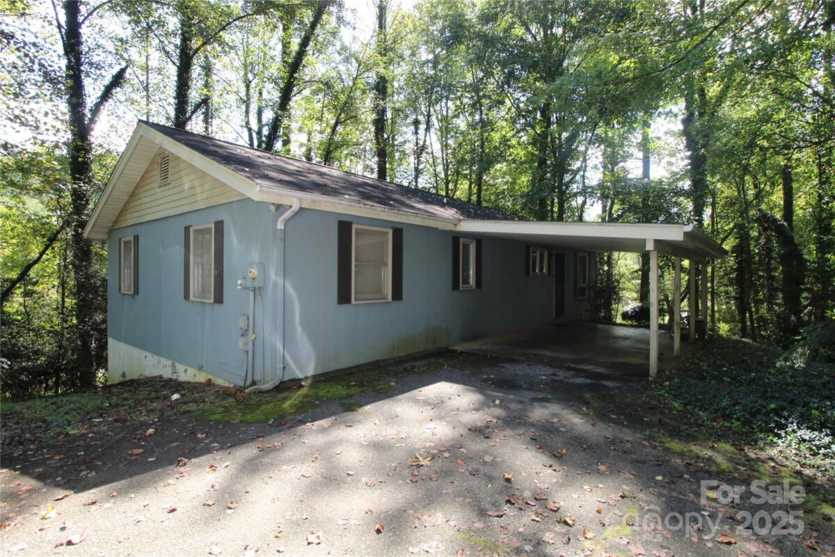 2714 Indian Trail, Lenoir, NC 28645, MLS # 4309355