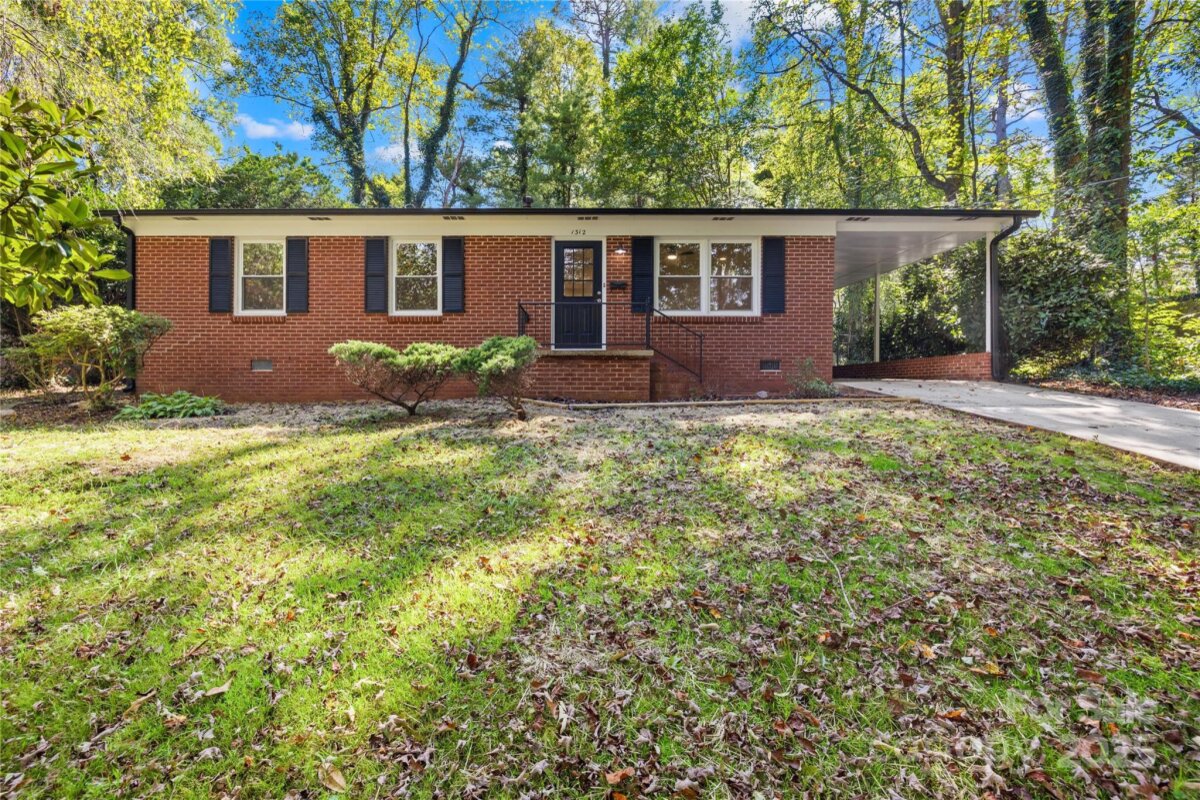 1312 Forest Park Drive, Statesville, NC 28677, MLS # 4309520