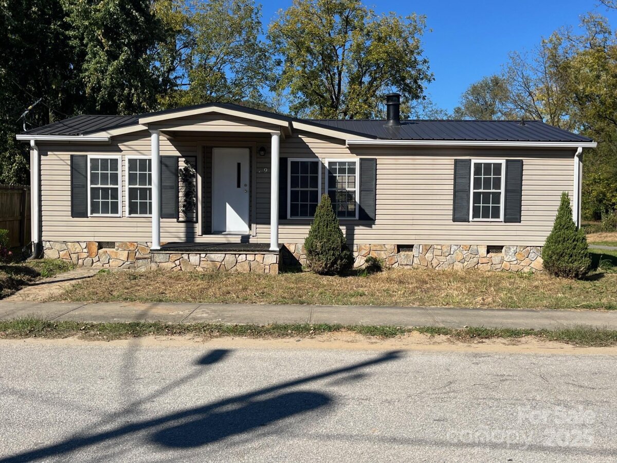 29 E Mitchell Street, Old Fort, NC 28762, MLS # 4309521