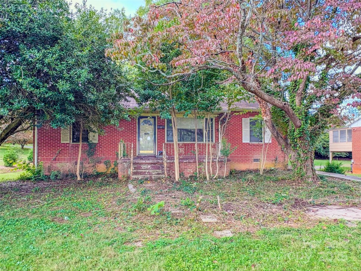 537 N Center Street, Statesville, NC 28677, MLS # 4309571