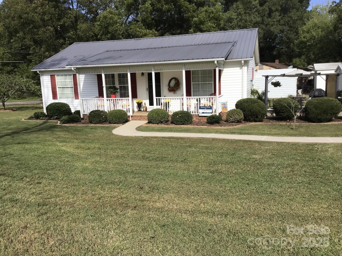 112 W 23rd Street, Newton, NC 28658, MLS # 4309743