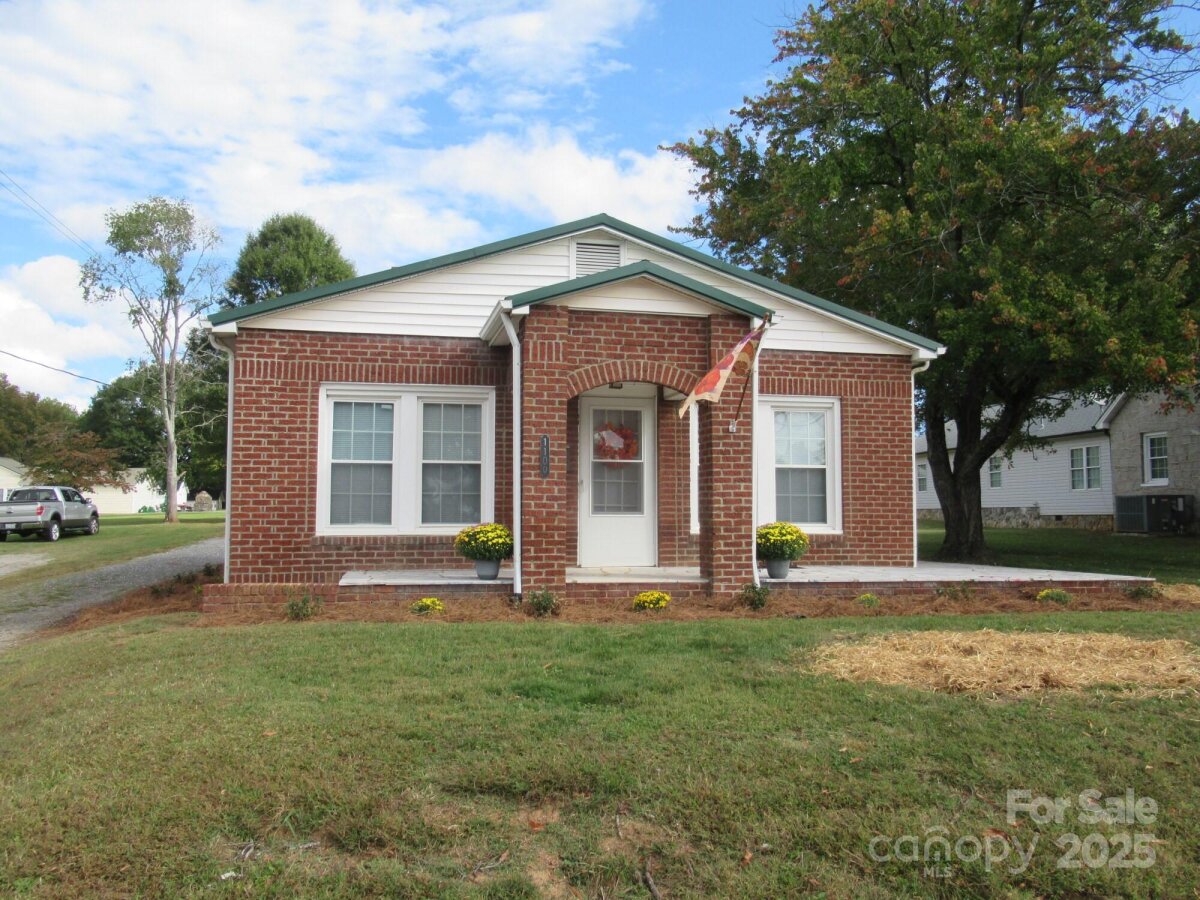 1109 E Main Street, Maiden, NC 28650, MLS # 4309958