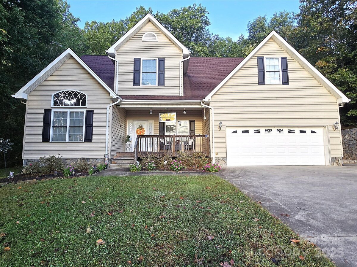 4130 Oakmont Lane, Hickory, NC 28602, MLS # 4309987