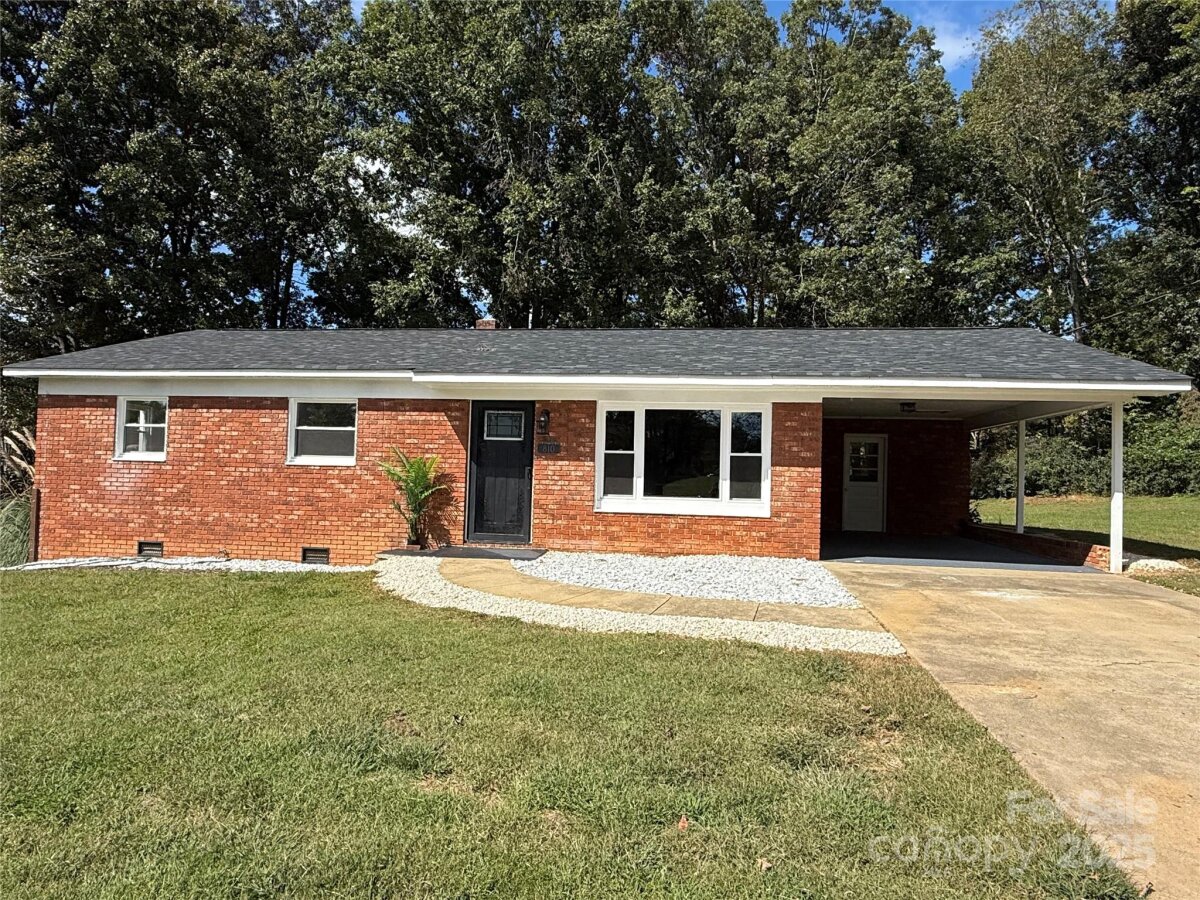 810 Hampton Place, Lenoir, NC 28645, MLS # 4309988