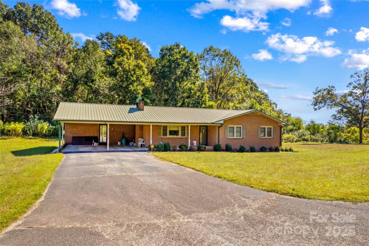 2607 Moss Road, Statesville, NC 28677, MLS # 4310024