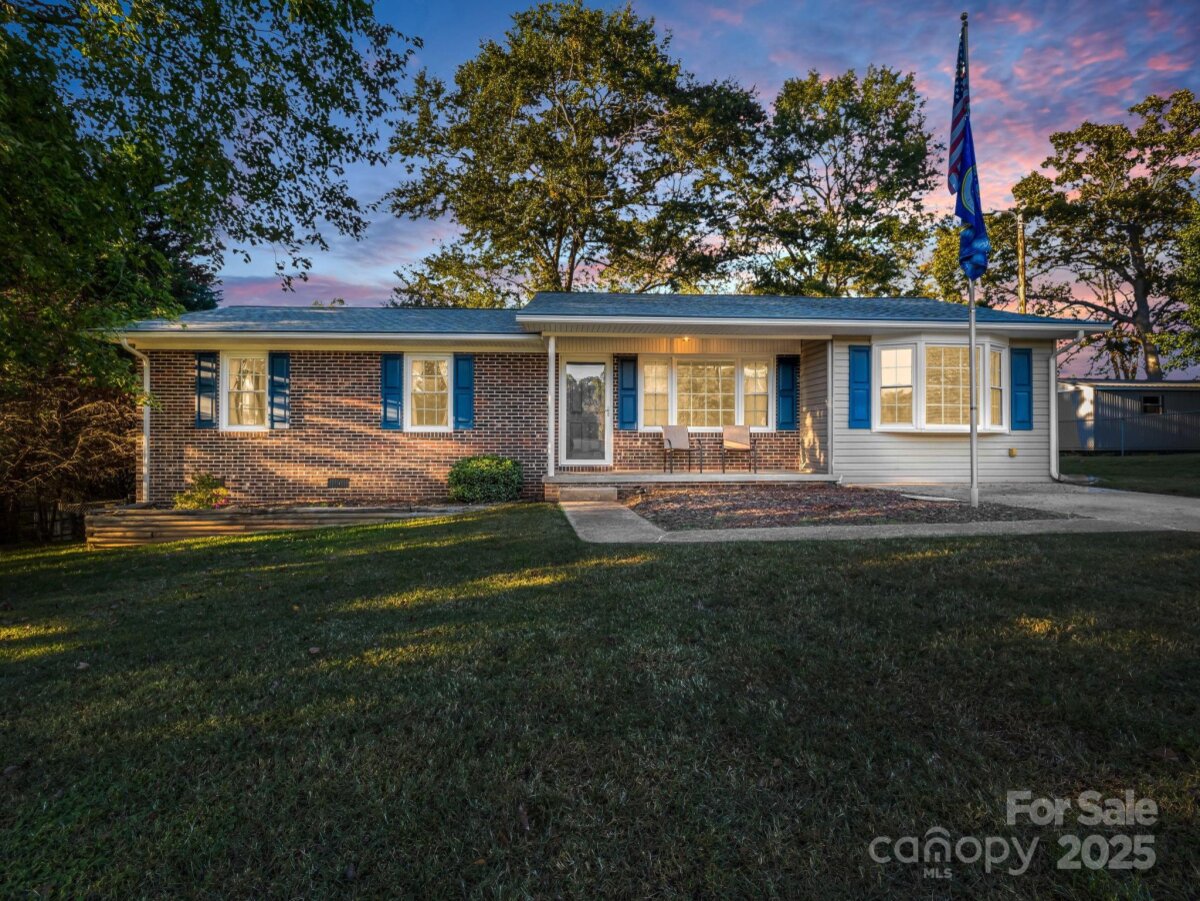 215 Cliffside Street, Mooresboro, NC 28114, MLS # 4310316