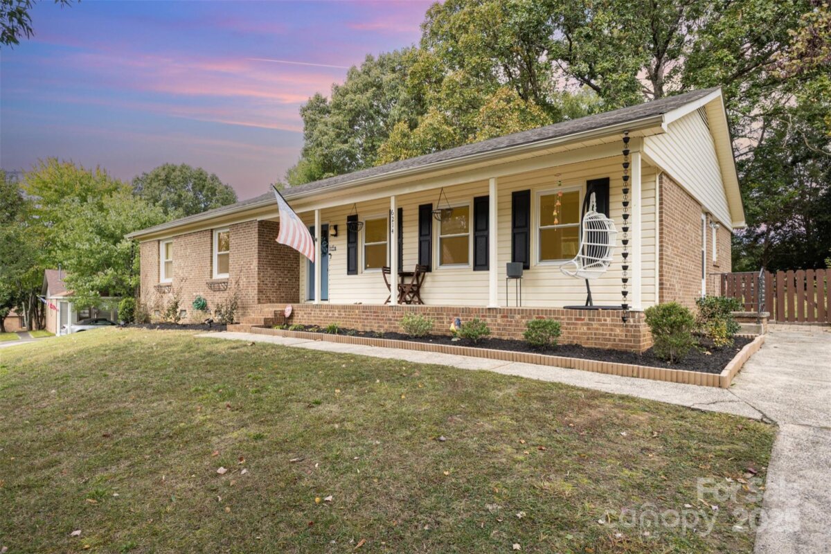 6214 Ropley Court, Charlotte, NC 28211, MLS # 4310743