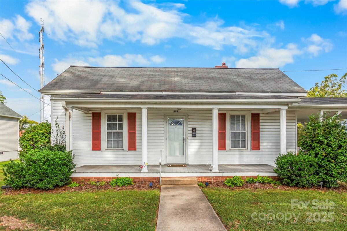 304 S Walnut Street, Kannapolis, NC 28081, MLS # 4310754