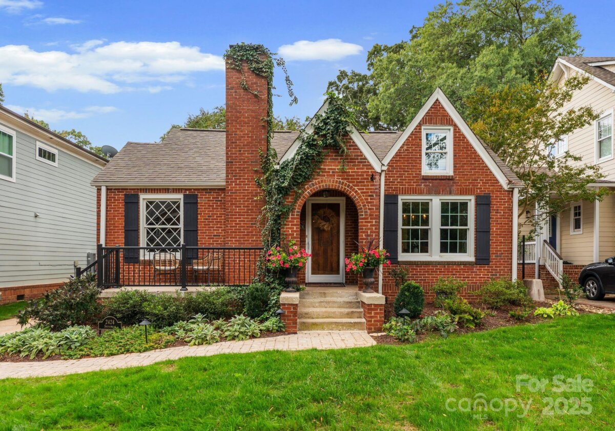 2424 Shenandoah Avenue, Charlotte, NC 28205, MLS # 4310791