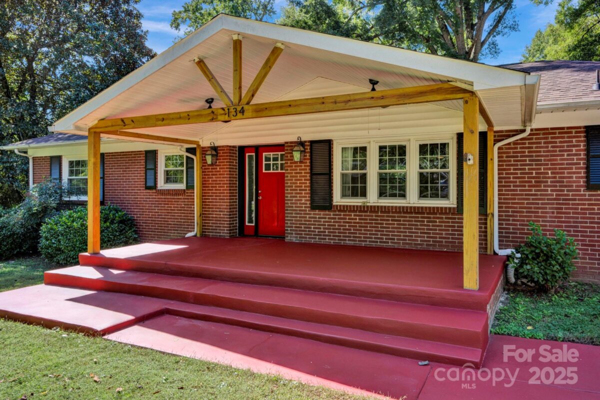 134 Birchwood Drive, Charlotte, NC 28214, MLS # 4310850