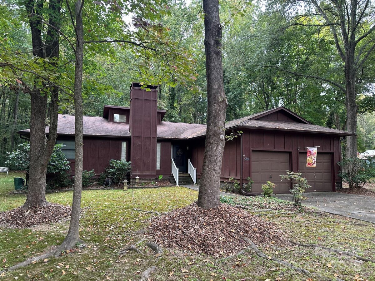 5301 Dawndeer Lane, Charlotte, NC 28212, MLS # 4311114