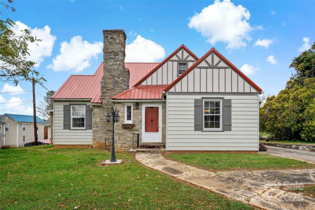 141 N Madison Street, Marion, NC 28752, MLS # 4311275