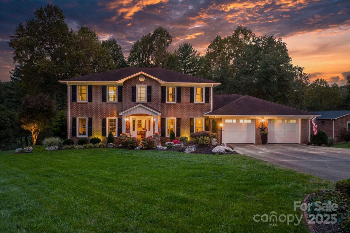302 Redwood Place, Lenoir, NC 28645, MLS # 4311544