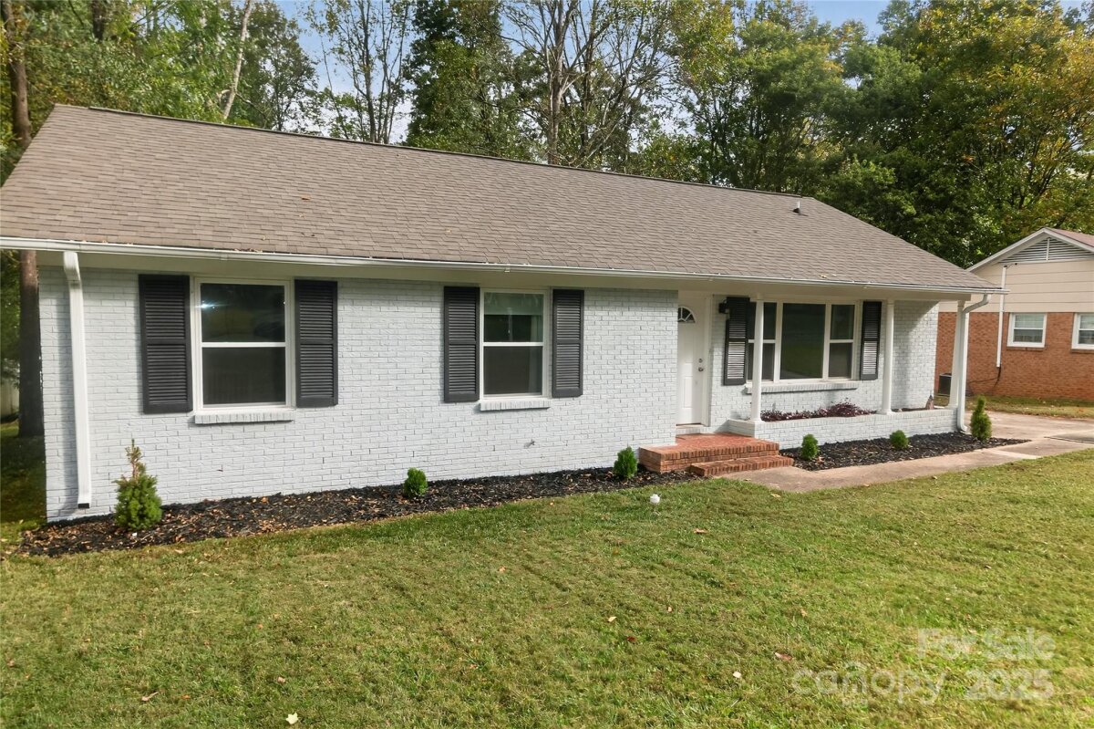 324 Clearbrook Road, Matthews, NC 28105, MLS # 4312109
