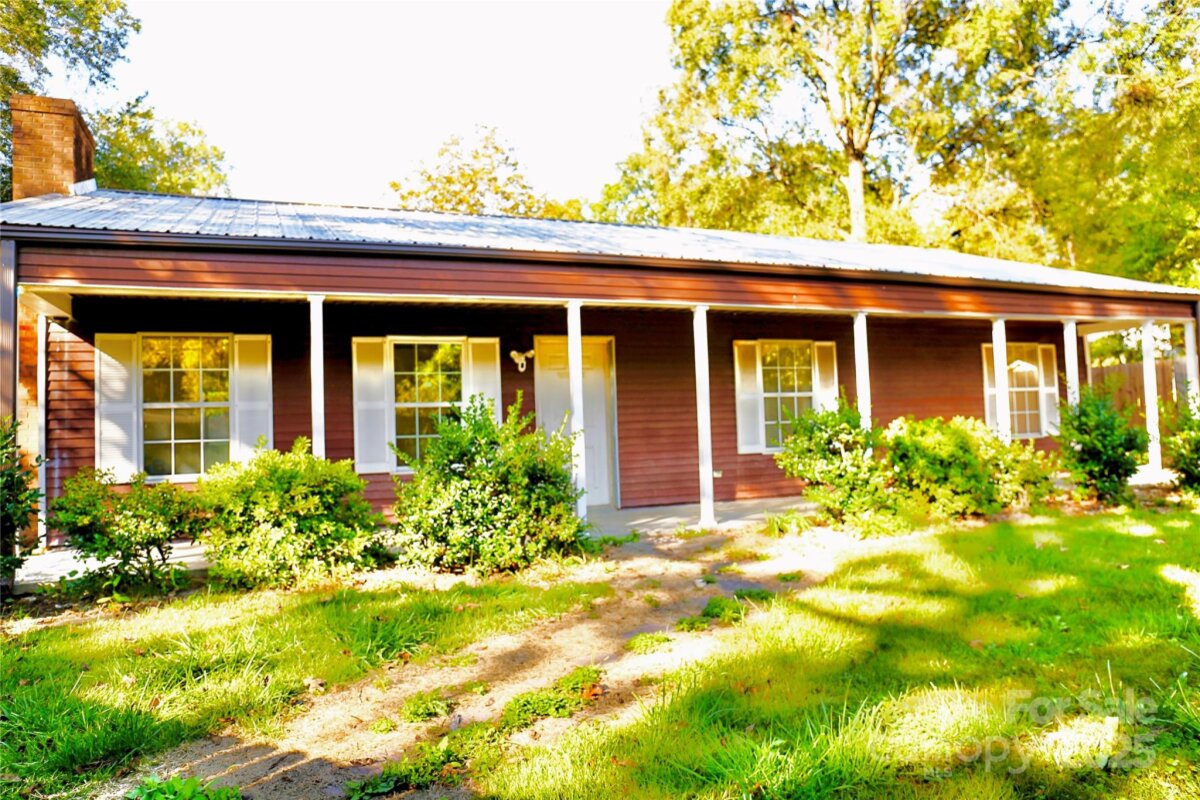 910 E Fourth Avenue, Gastonia, NC 28054, MLS # 4312124
