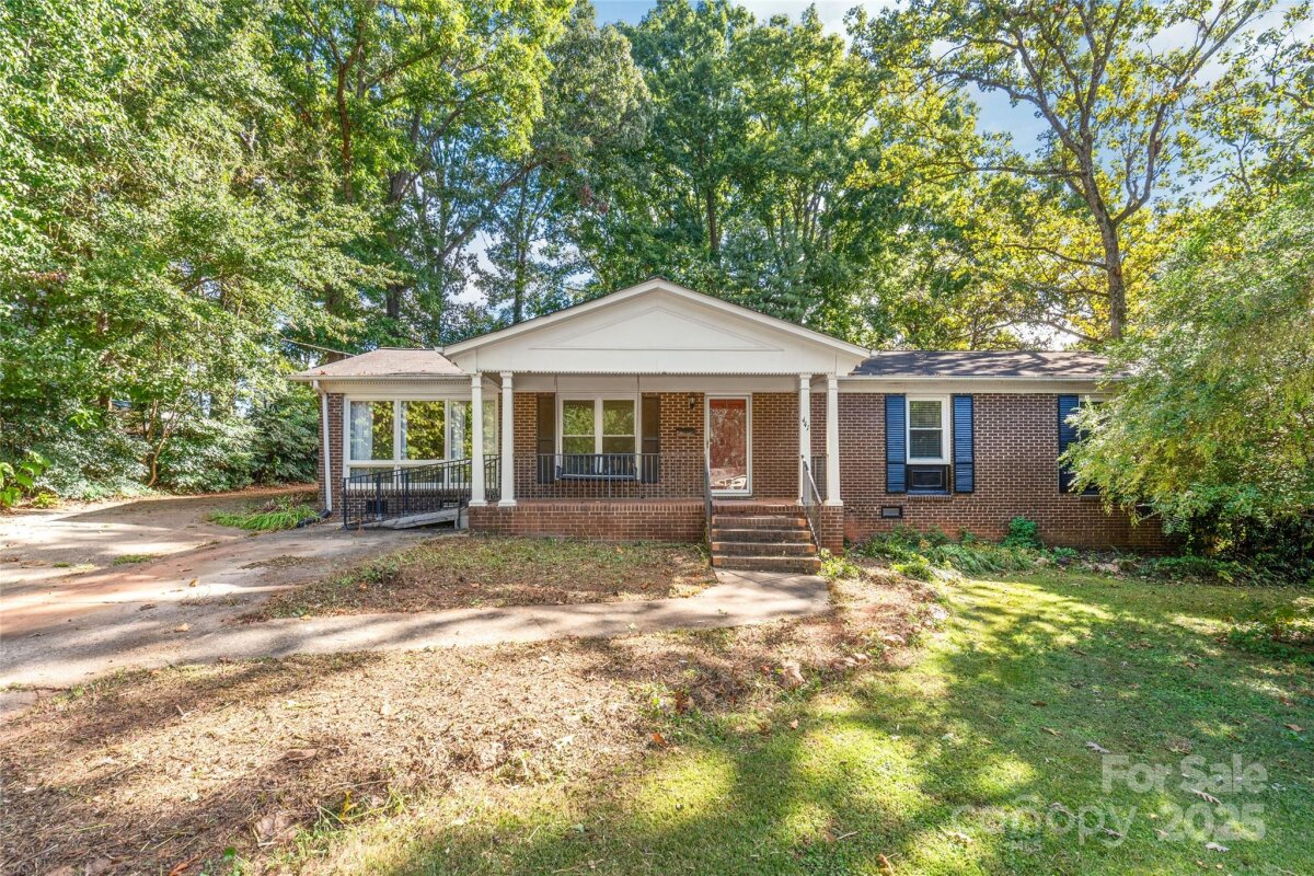 441 Holly Circle, Mount Holly, NC 28120, MLS # 4312239