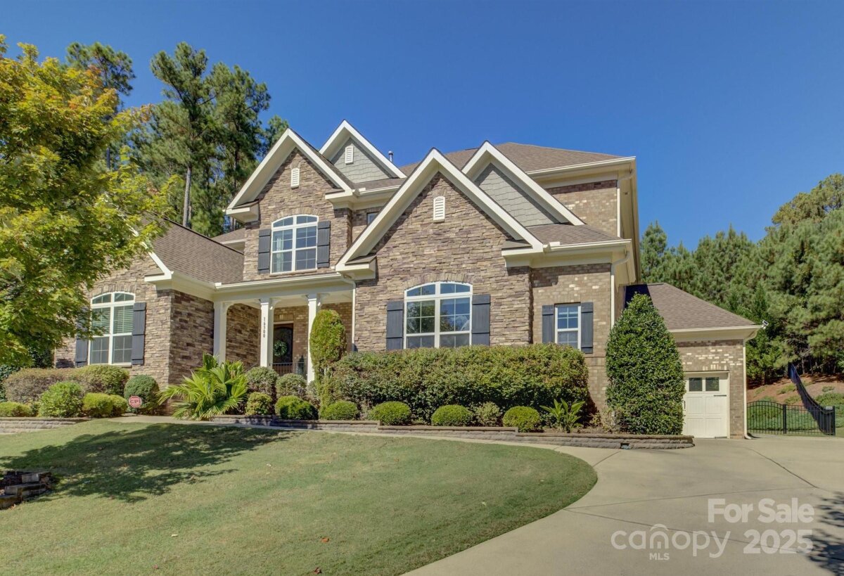 16300 Doves Canyon Lane, Charlotte, NC 28278, MLS # 4312241