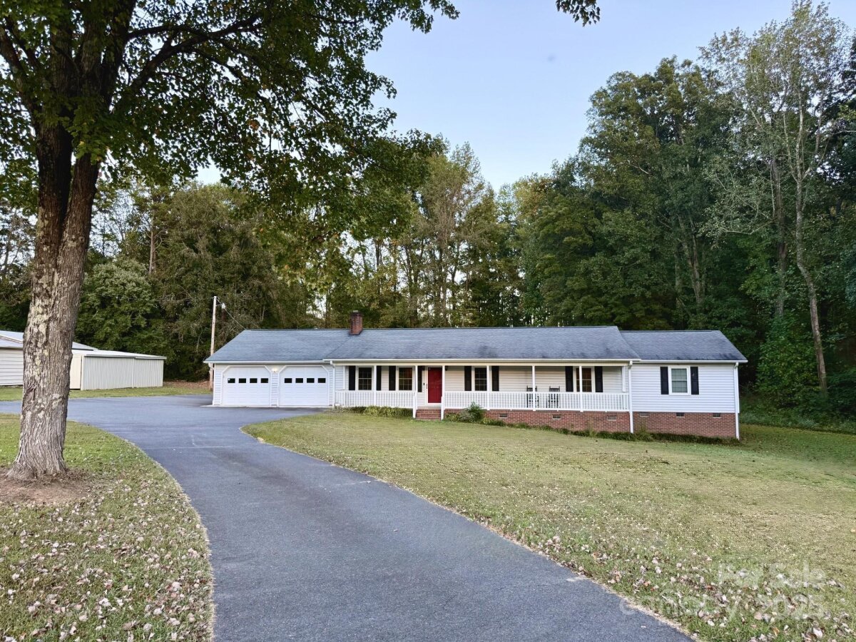 2810 Greenwood Park Circle, Albemarle, NC 28001, MLS # 4312651