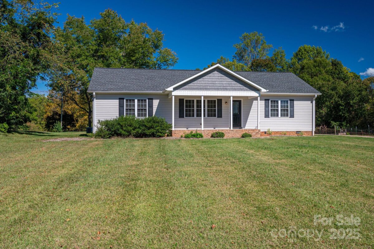 1478 Glenoaks Drive, Newton, NC 28658, MLS # 4312754