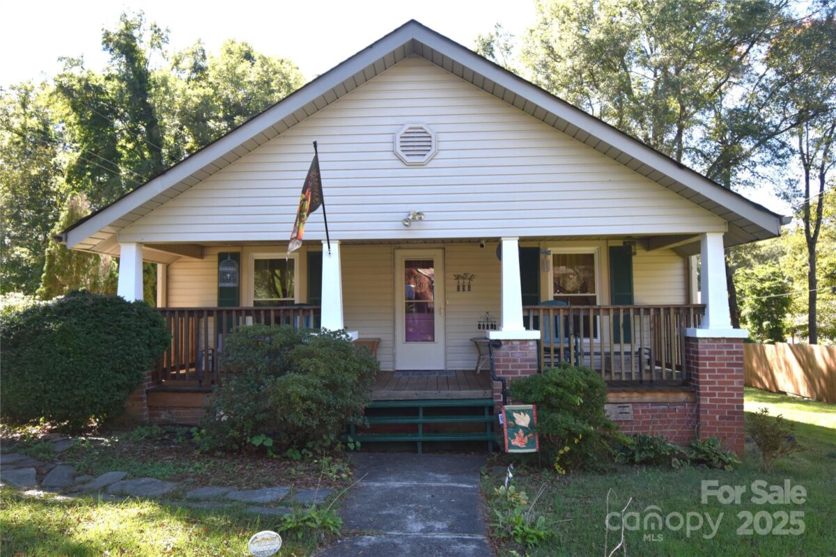 103 W Herman Street, Newton, NC 28658, MLS # 4313013