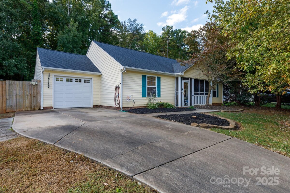 541 Stonehenge Drive, Rock Hill, SC 29730, MLS # 4313066