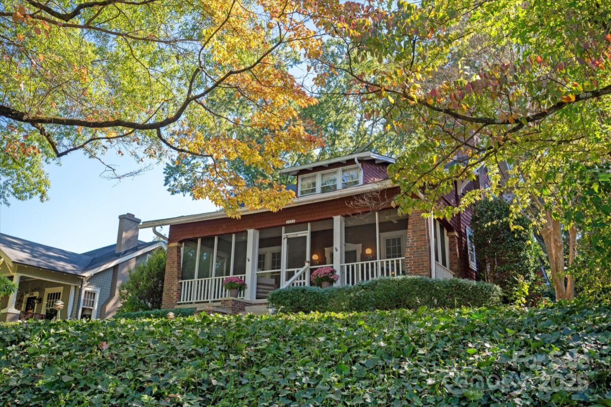 2026 Dartmouth Place, Charlotte, NC 28207, MLS # 4313465