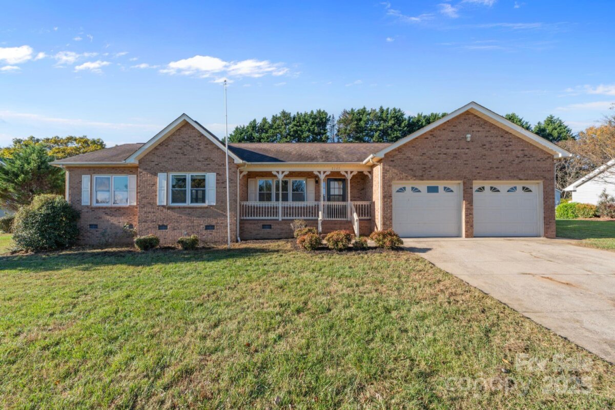 5149 Olde School Drive, Hickory, NC 28602, MLS # 4313743