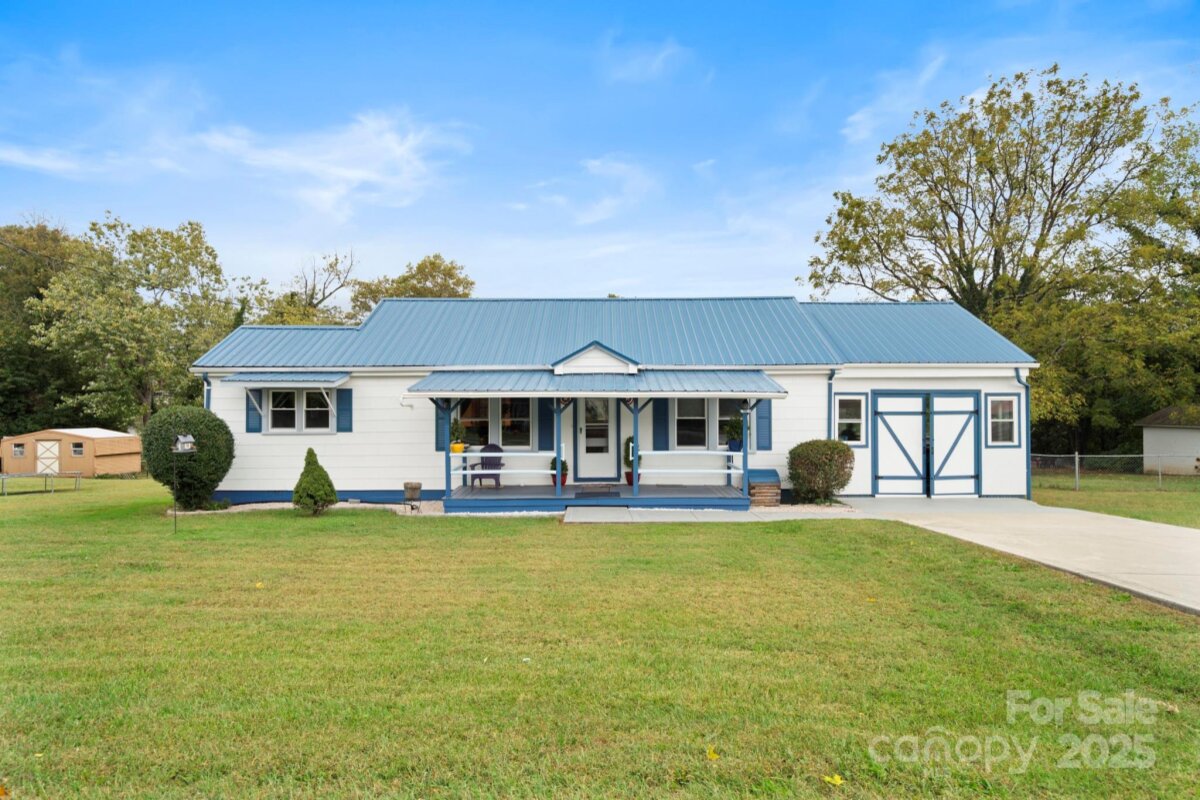 315 21st Street, Hickory, NC 28602, MLS # 4313776