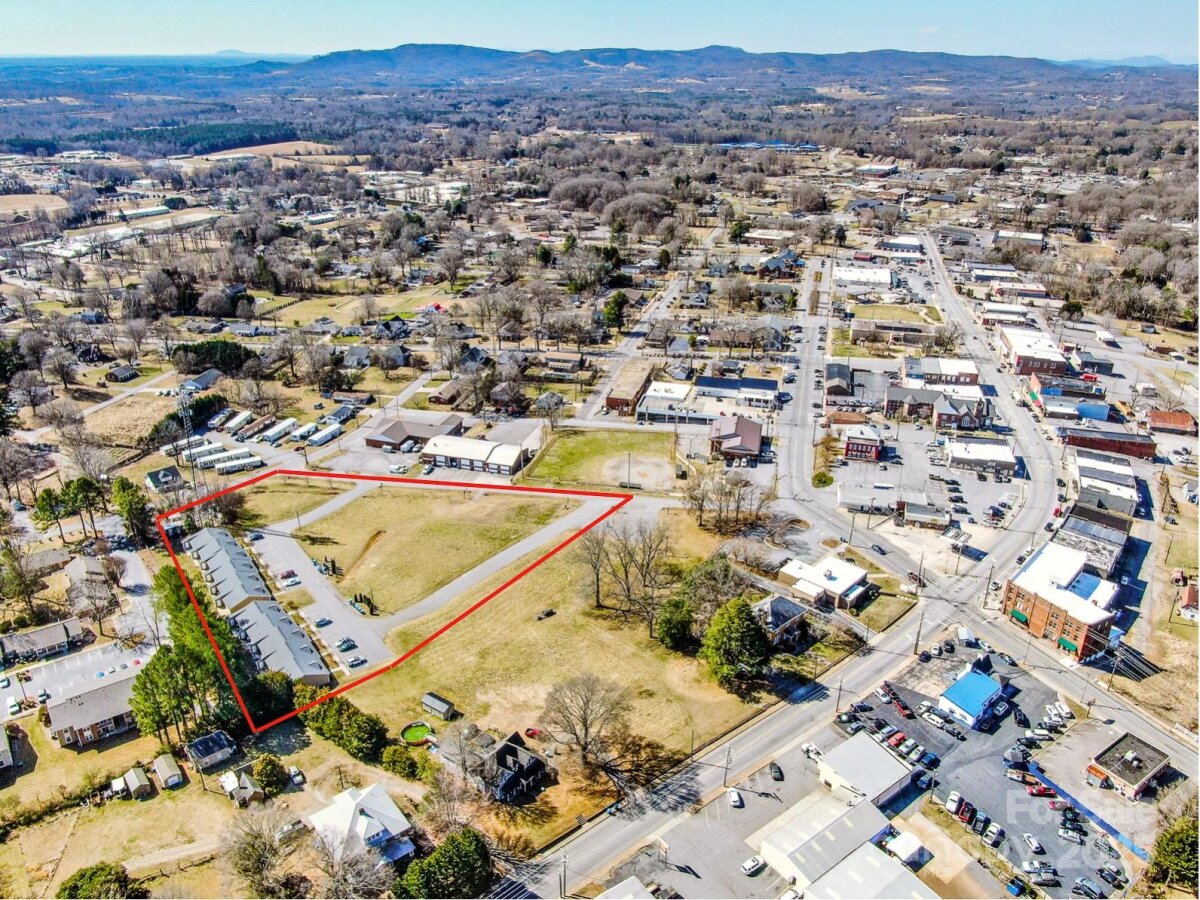 125 1st Avenue Drive, Taylorsville, NC 28681, MLS # 4313795