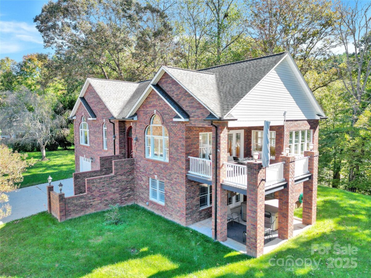 221 Grayrock Drive, Statesville, NC 28677, MLS # 4314017