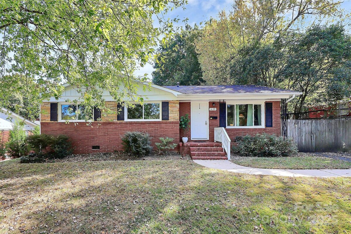 1420 Starbrook Drive, Charlotte, NC 28210, MLS # 4314473