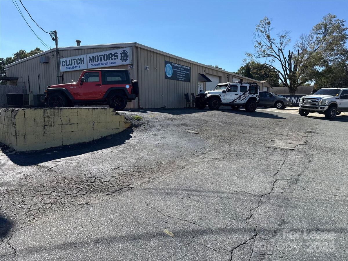 1909 W Roosevelt Boulevard, Monroe, NC 28110, MLS # 4315411